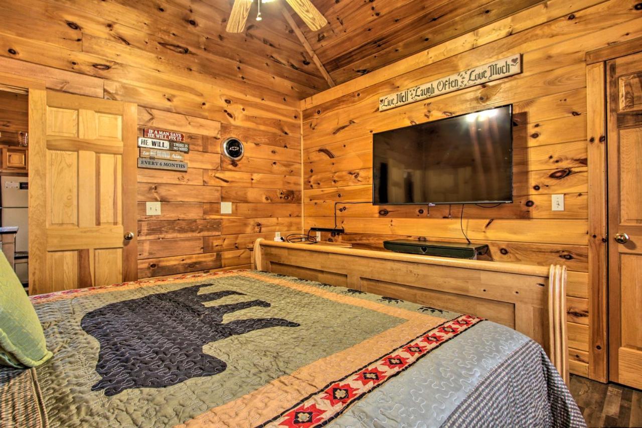 Pigeon Forge Cabin With Hot Tub And Mountain Views! Ngoại thất bức ảnh