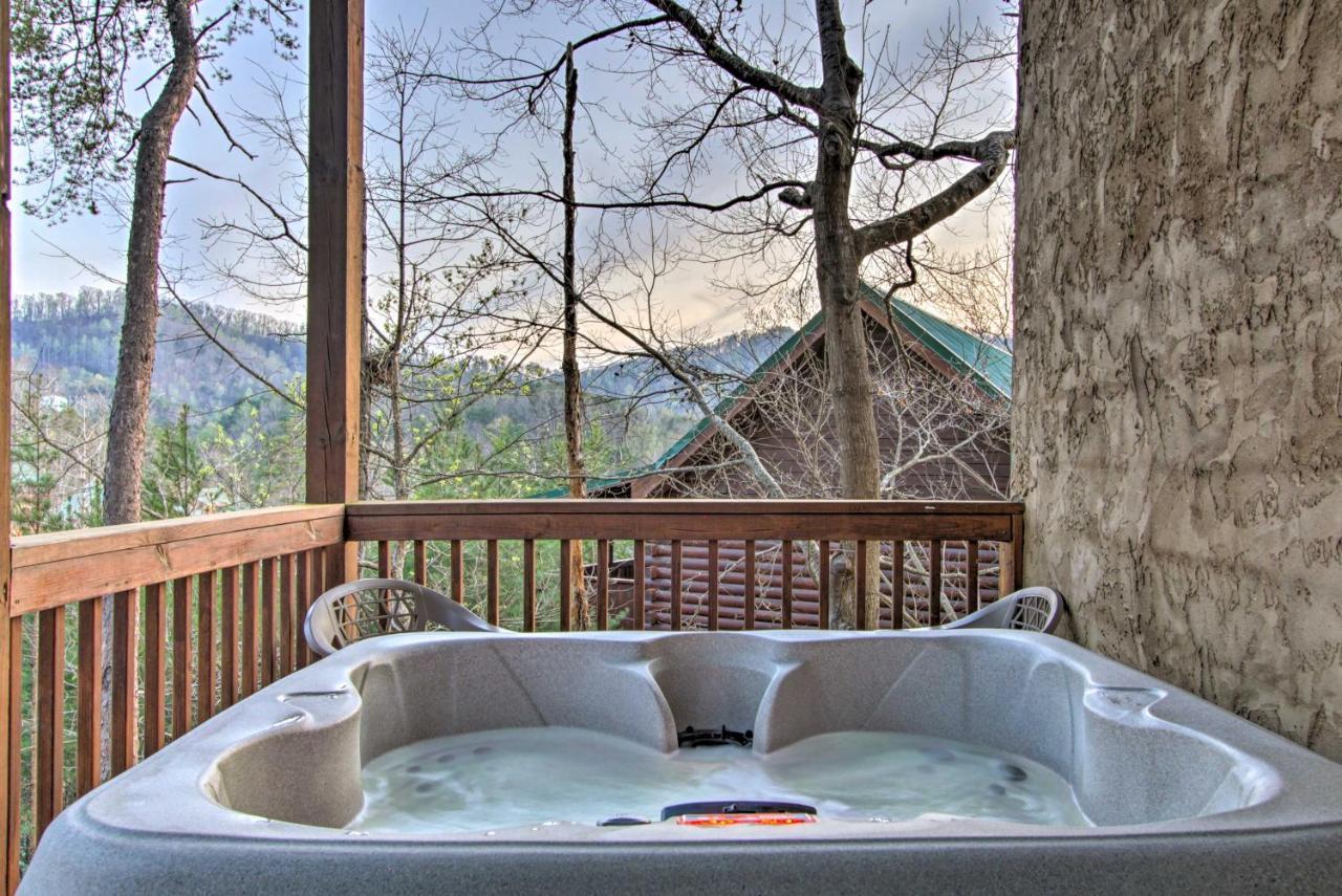Pigeon Forge Cabin With Hot Tub And Mountain Views! Ngoại thất bức ảnh